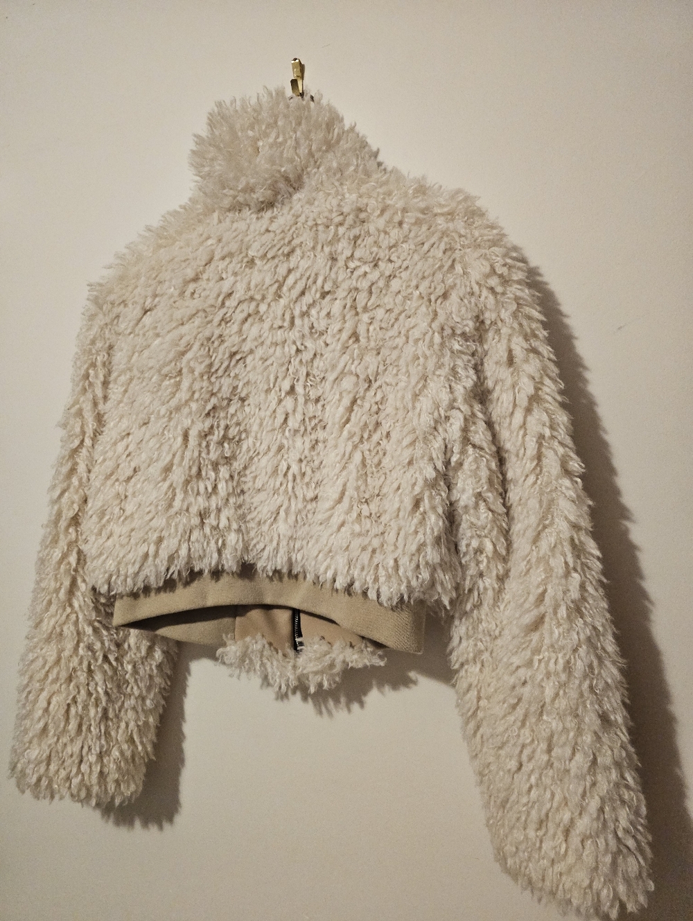 SHACI Cream Shaggy Faux Fur Cropped Bomber Jacket - Ring Zip - Size S - Picture 6 of 7